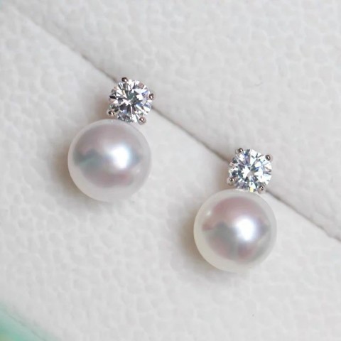 AINUOSHI Women's Simple Sterling Silver Perforated Earrings with 9mm White Freshwater Pearl Studs