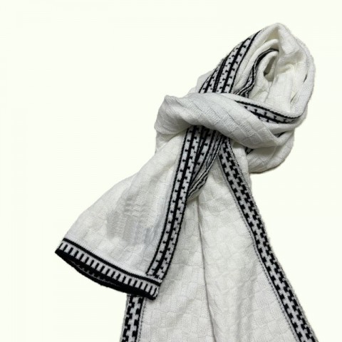 JACI Women's Warm Cashmere Scarf, Classic Letter Design, Two-Sided, 100-135cm