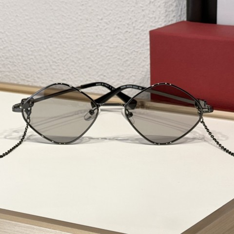 Designer Catwalk Sunglasses for Men and Women, Anti-Ultraviolet CR-39 Lenses, Lightweight Full Frame, Summer Fashion Random Box