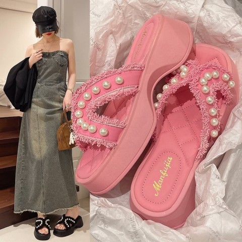 Pearl Accented Women's Comfortable Platform Sandals for Summer