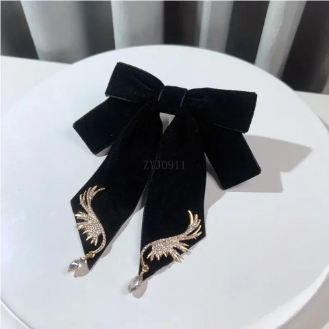 Womens Lavender Velvet Bow Brooch - Retro Wing Crystal Necklace for Wedding