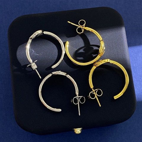 Luxury Hoop u0026 Huggie Anti Allergy Brass C-shaped Earrings with Four Leaf Clover Design