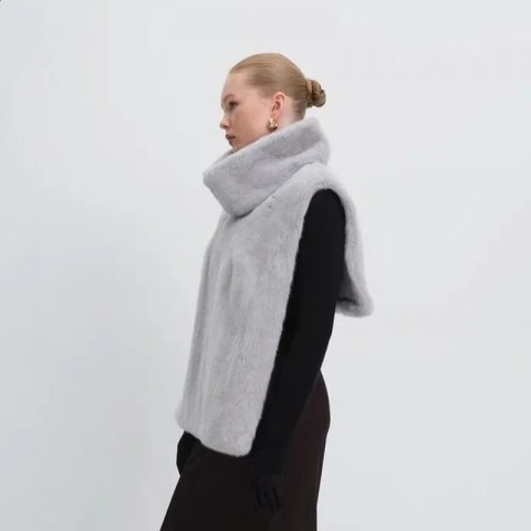 Autumn Winter Women's Stylish Turtleneck Sleeveless Shawl with Faux Fur Trim - Warm Outerwear Tops