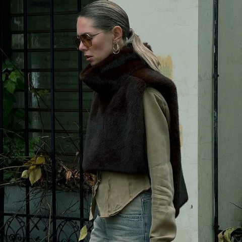 Autumn Winter Women's Stylish Turtleneck Sleeveless Shawl with Faux Fur Trim - Warm Outerwear Tops