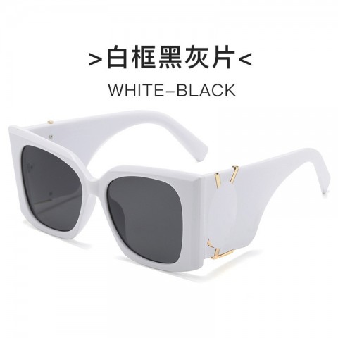 Retro Fashion Cat Eye Sunglasses for Women - Large Frame Gradient Glasses