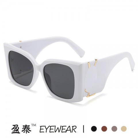 Retro Fashion Cat Eye Sunglasses for Women - Large Frame Gradient Glasses