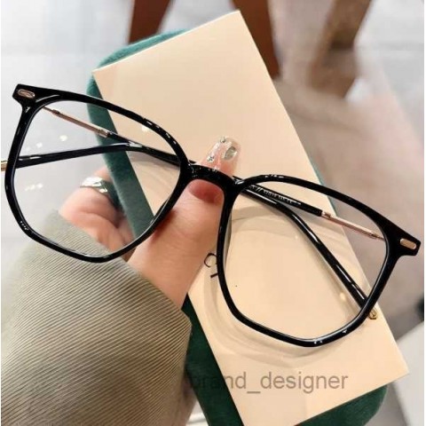Ladies 2024 Anti-Blue Light Designer Sunglasses - Green Belt & Polarized Lenses