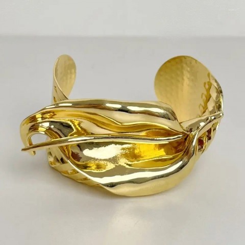 Luxury Iris Bangle for Women, Exaggerated Light Design, High-grade Niche Jewelry