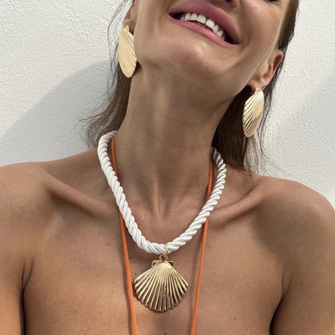 Ingemark Unique Large Metal Scalp Pendant & Stud Earrings Set for Women 2025
