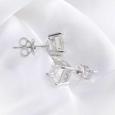 Knot Smyoue Red Coral Stud Earrings for Men - VVS Quality Moissanite