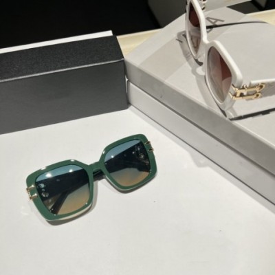 Luxury Polaroid Sunglasses with UV400 Protection for Men and Women