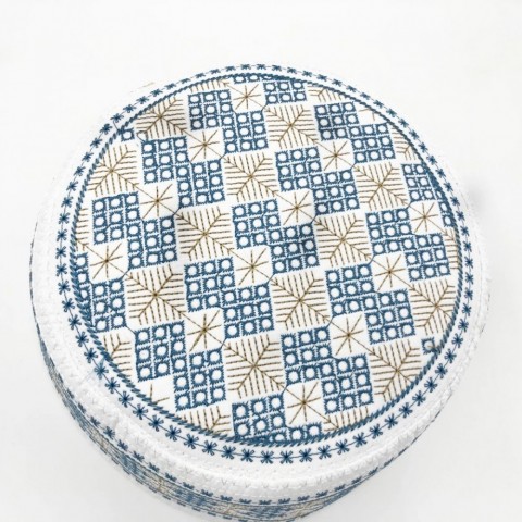 Muslim Men's High-Quality Silk Prayer Caps & Embroidered Headwraps