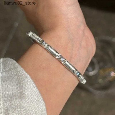 Luxury Women's Star Design Diamond Set Bangles - Exquisite Jewelry Gift