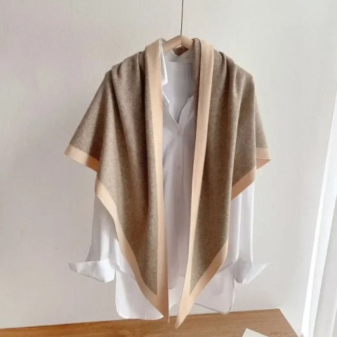 Luxury Women's Double-Sided Cashmere Shawl - Warm & Fashionable Triangle Scarf