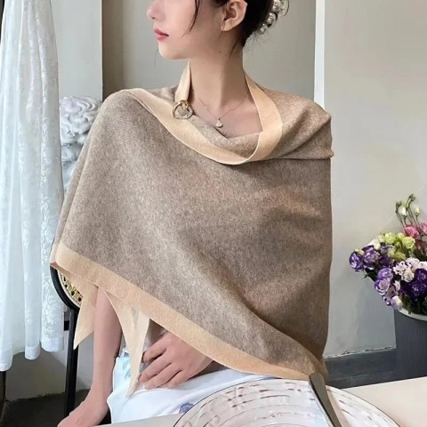 Luxury Women's Double-Sided Cashmere Shawl - Warm & Fashionable Triangle Scarf