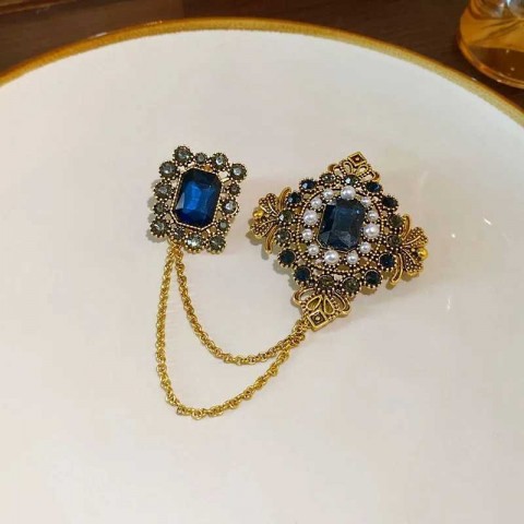 Studded Pearl Square Brooch, Retro Bohemian Design for Women, Niche Fashion Accessories, Gift Idea w250507