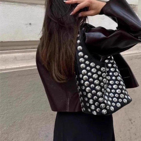 Luxury Women's Retro Y2K PU Leather Drawstring Bucket Shoulder Bag 2025