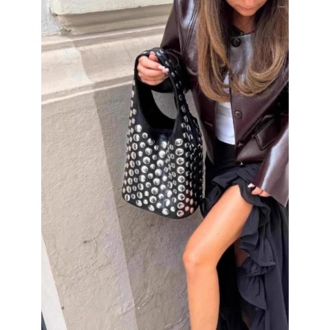 Luxury Women's Retro Y2K PU Leather Drawstring Bucket Shoulder Bag 2025