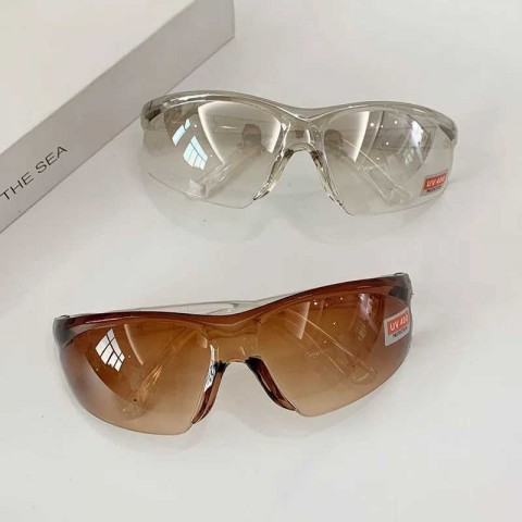 Square UV400 Women's Designer Sunglasses - Fashionable Borderless Sunwear for Outdoor Wear