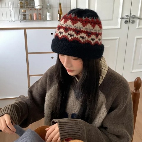 Atmosphere Warm Jacquard Dome Bean Hat - Cowboy Style Unisex Winter Hat for Golf