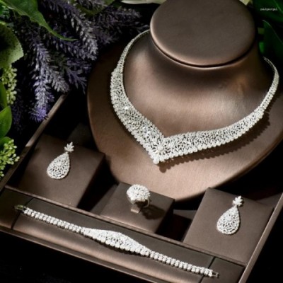 HIBRIDE White Cubic Zirconia 4PCS Earrings Set for Women
