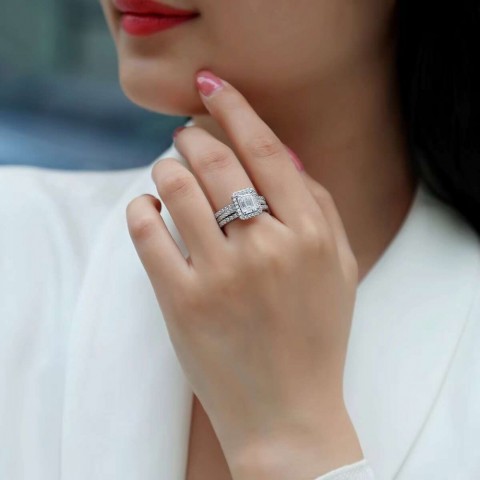 Zanlong Women's Emerald Cut Moissanite Band Ring Set in Sterling Silver