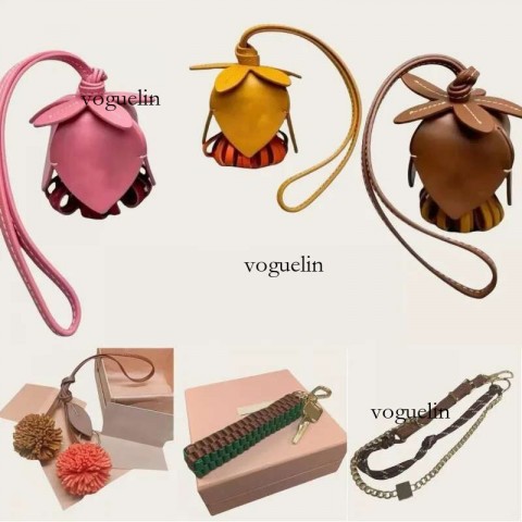 Top Designer Yellow Butterfly Keychain for Ladies - High-Quality 3A Stainless Steel