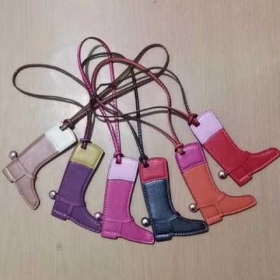 Elegant Women's Horseshoe Keychain with PU Leather Strap - Bohemian Style Accessories H250115