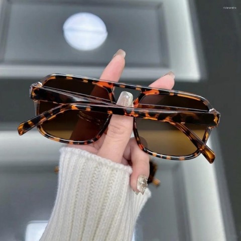 Retro Fashion Women's Square Sunglasses with Mirror Lenses