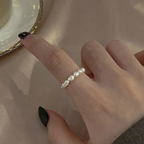 Minimalist Adjustable Cowgirl Band Ring with Freshwater Pearls for Women