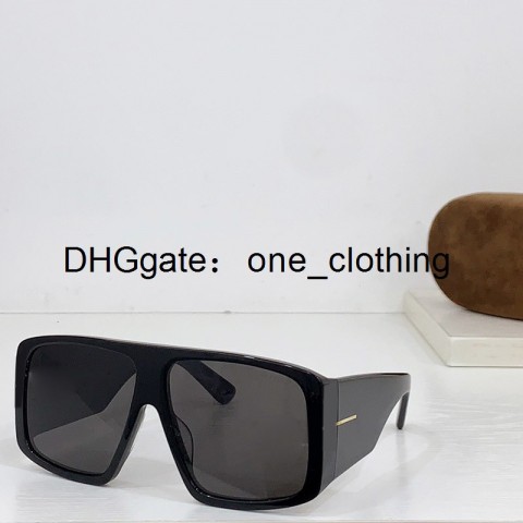 Comfortable Unisex Oversized Rectangular Sunglasses with UV400 Protection and Photochromic Lenses 1036