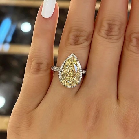Sparkling Sterling Silver Pink Moissanite Wedding Ring for Women