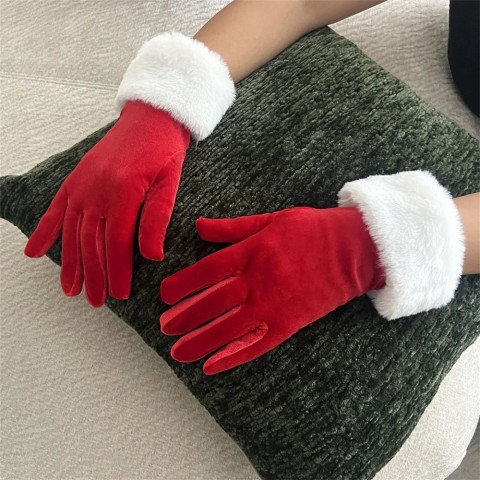 Luxury Men's Velvet Mittens for Festive Parties