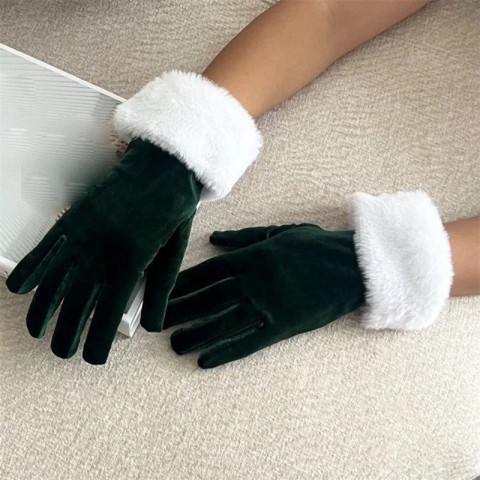 Luxury Men's Velvet Mittens for Festive Parties