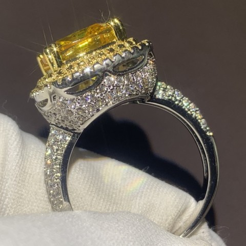 Sparkling Luxury 925 Sterling Silver Ring with Yellow CZ for Women