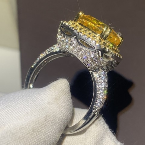 Sparkling Luxury 925 Sterling Silver Ring with Yellow CZ for Women