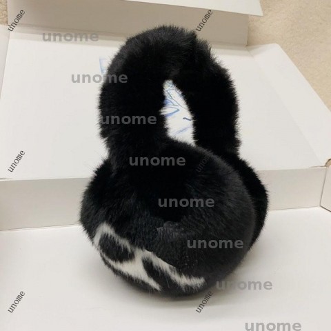 Luxury Unisex Cashmere Shawls & Earmuffs Set - Classic White & Black DJD2411047