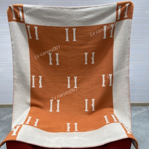 2024 Premium Wool and Cashmere Shawl Blanket for Family Use
