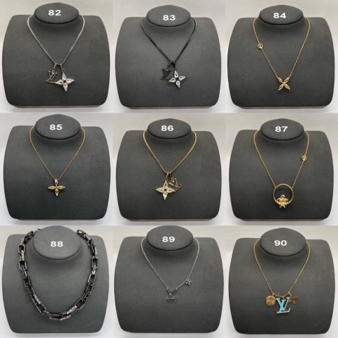 Shiny Four Leaf Clover Pendant Necklace Women's Charm Jewelry