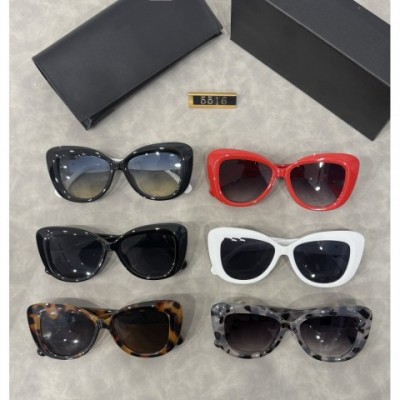 2025 Oversize Vintage Square Sunglasses for Women with UV400 Protection
