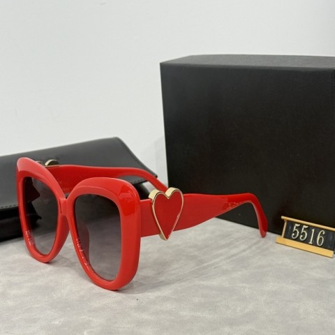 2025 Oversize Vintage Square Sunglasses for Women with UV400 Protection