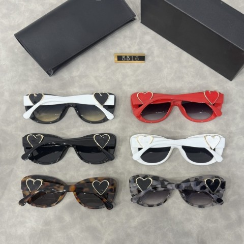 2025 Oversize Vintage Square Sunglasses for Women with UV400 Protection