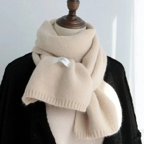 Luxury Women's Pashmina Scarf for Warmth and Style