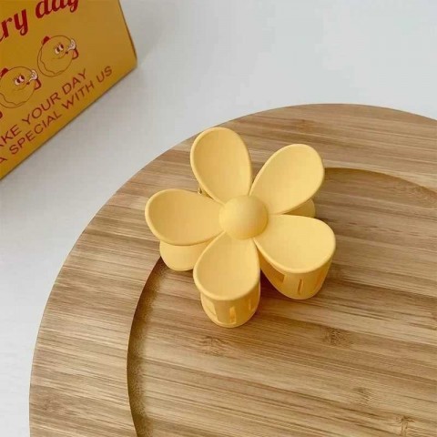 Large Floral Matte Hair Clips for Girls - Fashionable Barrettes X241030