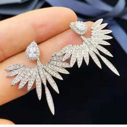 Handmade Chocuong Stud Earrings with White Cubic Zirconia for Women