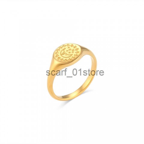 MengJIA Women's 18K Plated Star Moon Band Ring